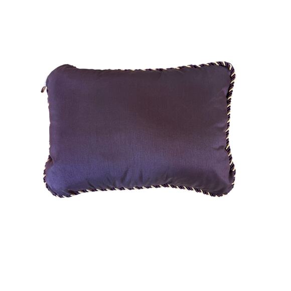 Chris Madden by JC Penney Pillows for bed or sofa and two shams with tassels - Picture 5 of 9